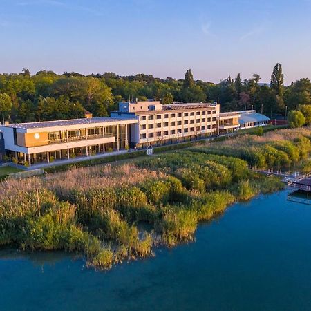 Hotel Otp Balatonszemes Exterior photo
