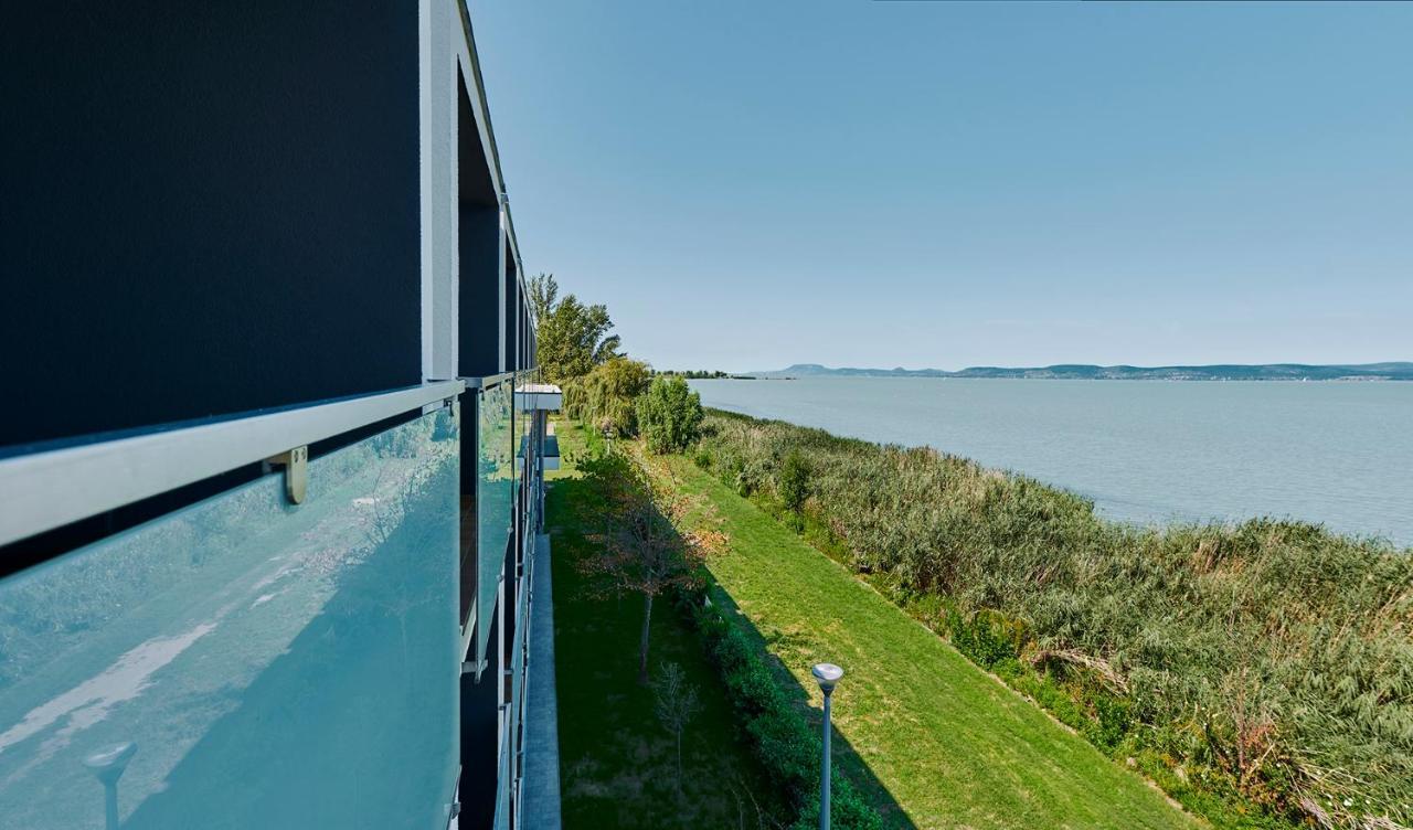 Hotel Otp Balatonszemes Exterior photo