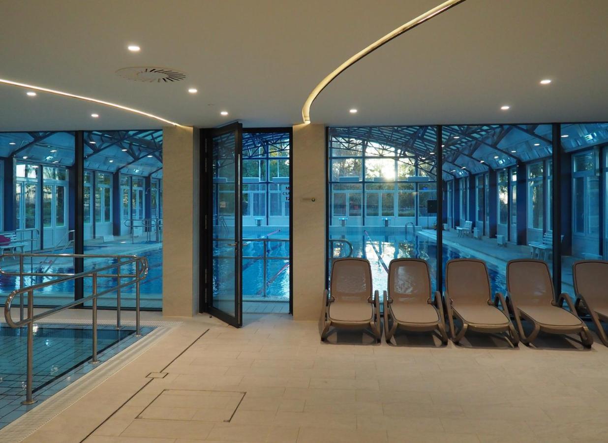 Hotel Otp Balatonszemes Exterior photo