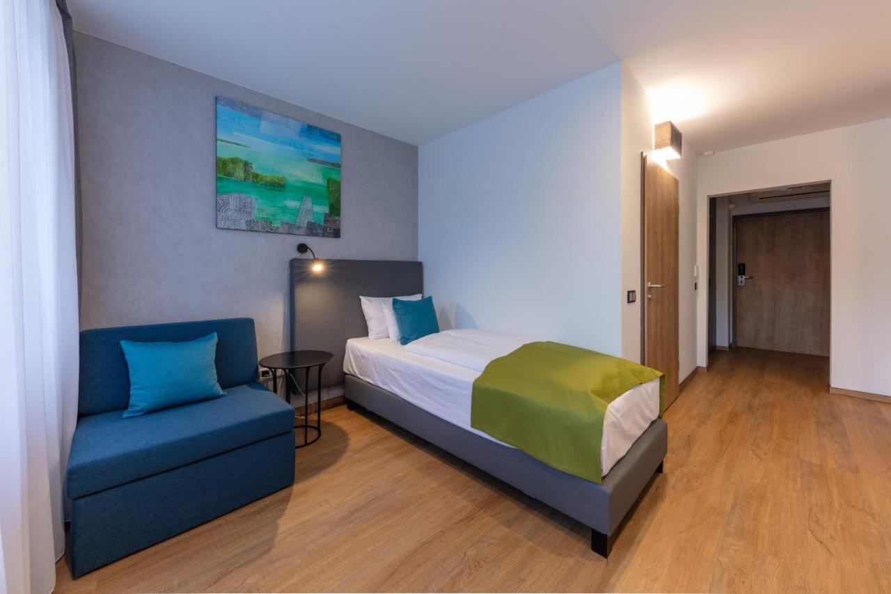 Hotel Otp Balatonszemes Exterior photo