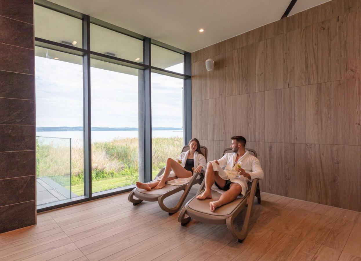 Hotel Otp Balatonszemes Exterior photo