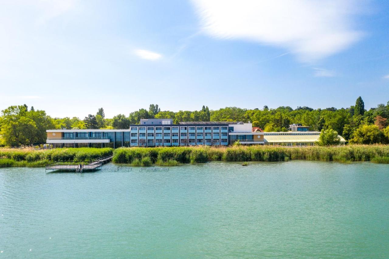 Hotel Otp Balatonszemes Exterior photo
