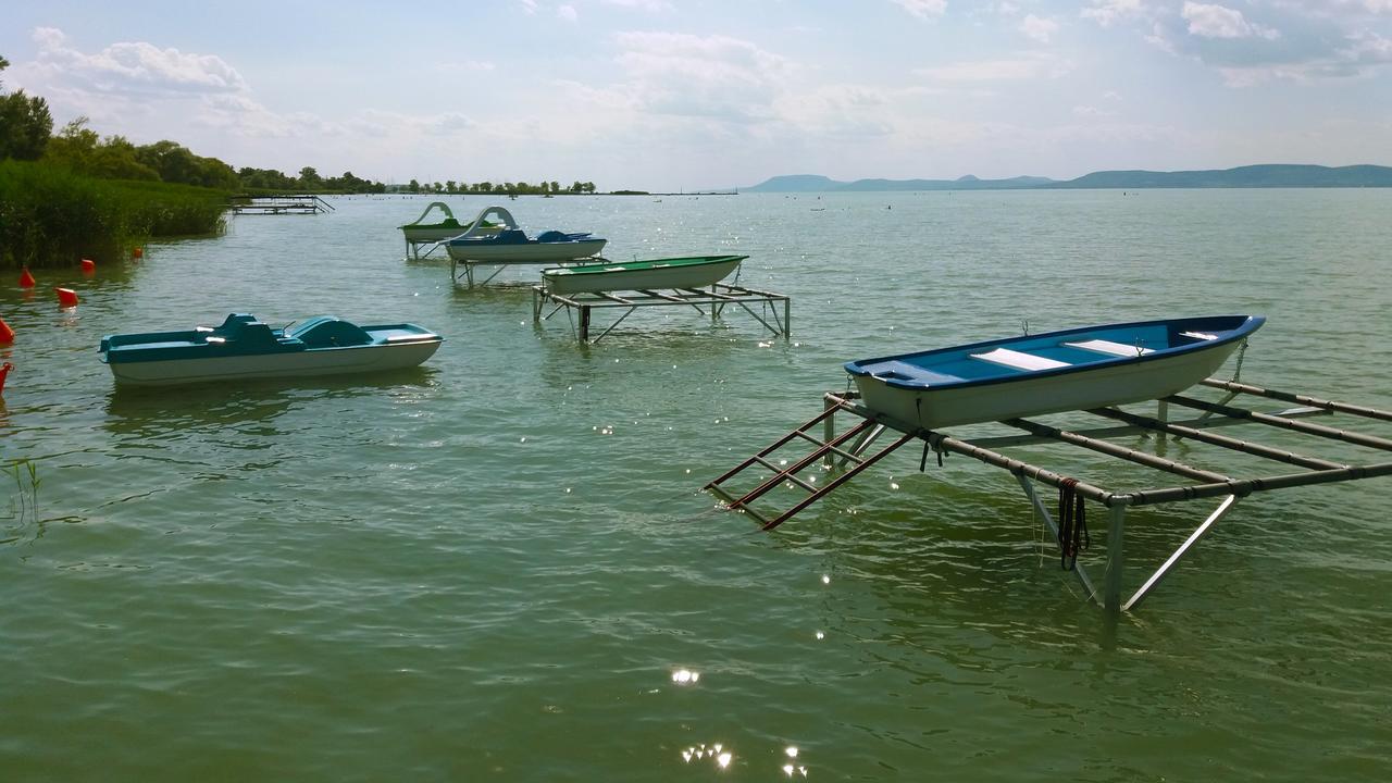 Hotel Otp Balatonszemes Exterior photo